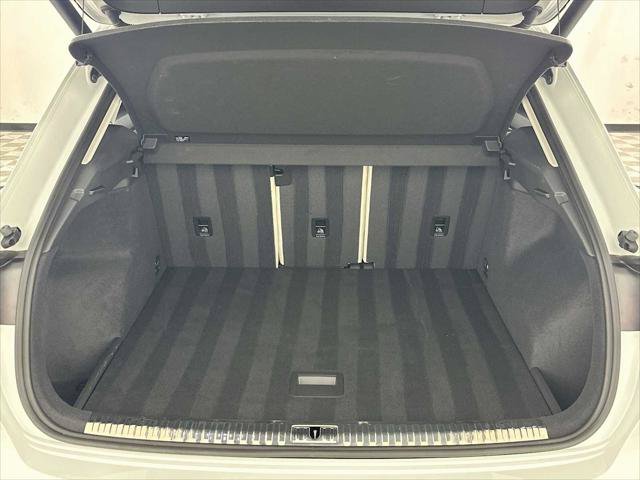 Certified 2023 Audi Q3 2.0T Premium w/ Convenience Package AWD/4WD image 24