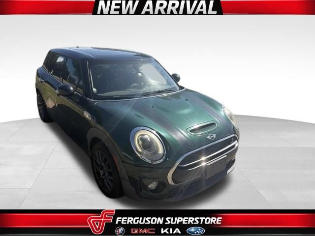 Used 2016 MINI Cooper Clubman S FWD image 1