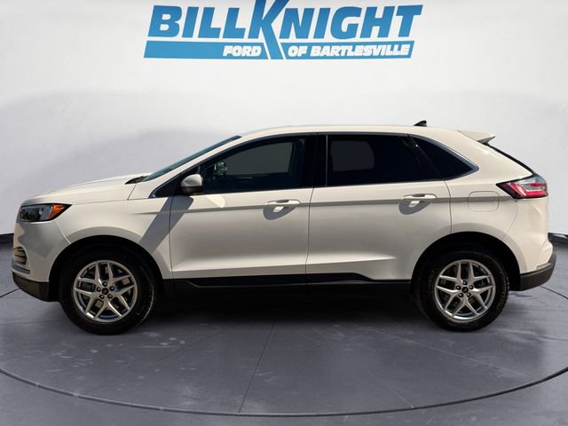 Used 2024 Ford Edge SEL w/ Convenience Package image 2