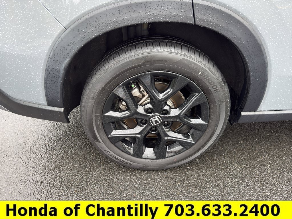 Certified 2025 Honda HR-V Sport image 26