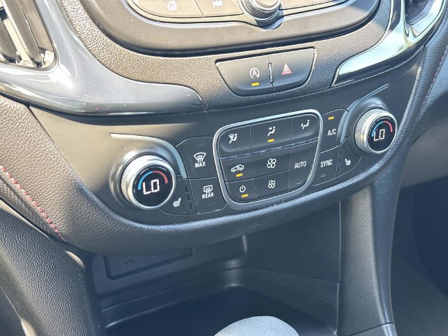 Used 2023 Chevrolet Equinox RS FWD image 32