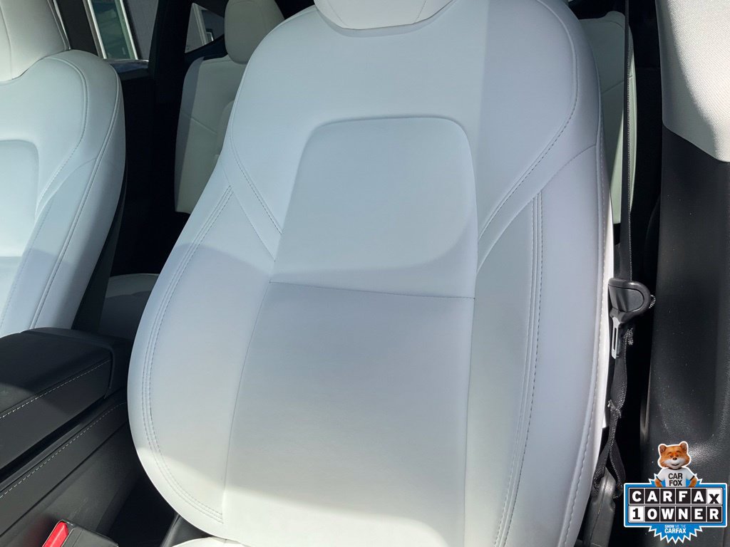 Used 2024 Tesla Model Y Performance AWD/4WD image 17