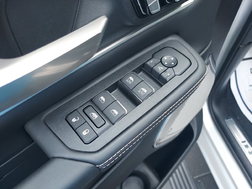 New 2027 RAM 1500 Tungsten AWD/4WD image 11