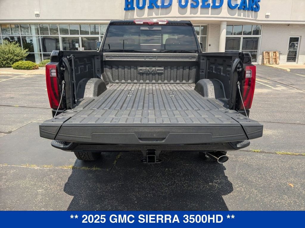 New 2025 GMC Sierra 3500 Denali w/ Denali Reserve Package image 36