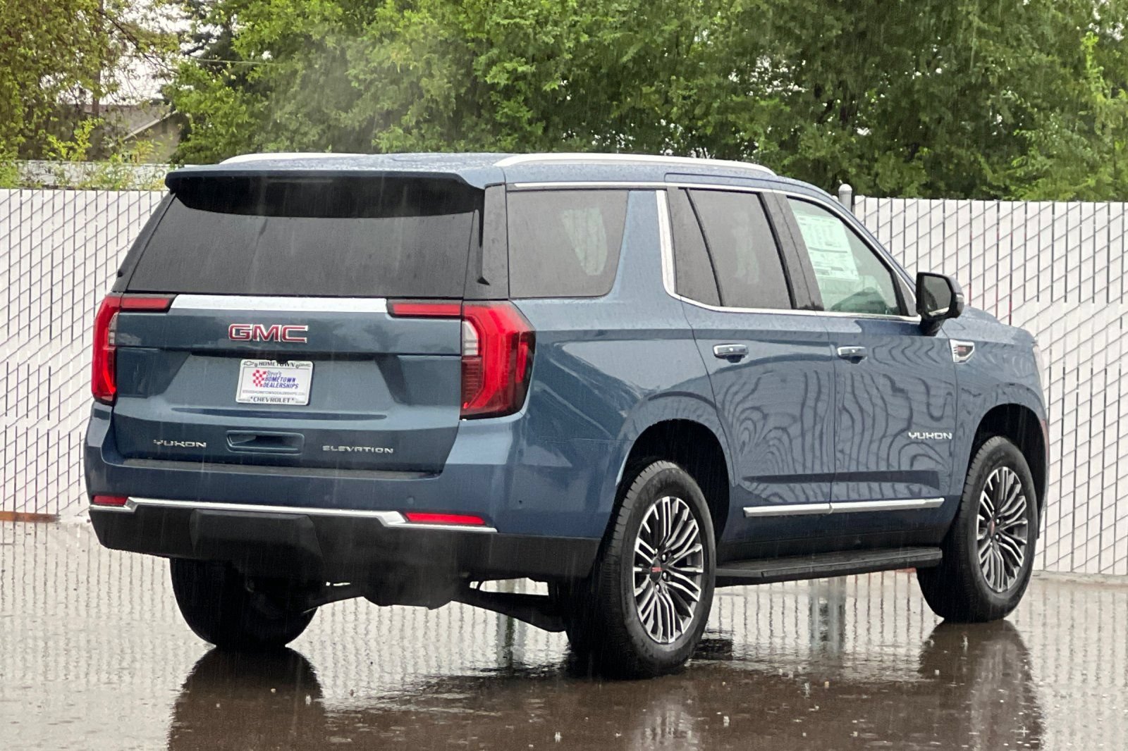 New 2026 GMC Yukon Elevation AWD/4WD image 4