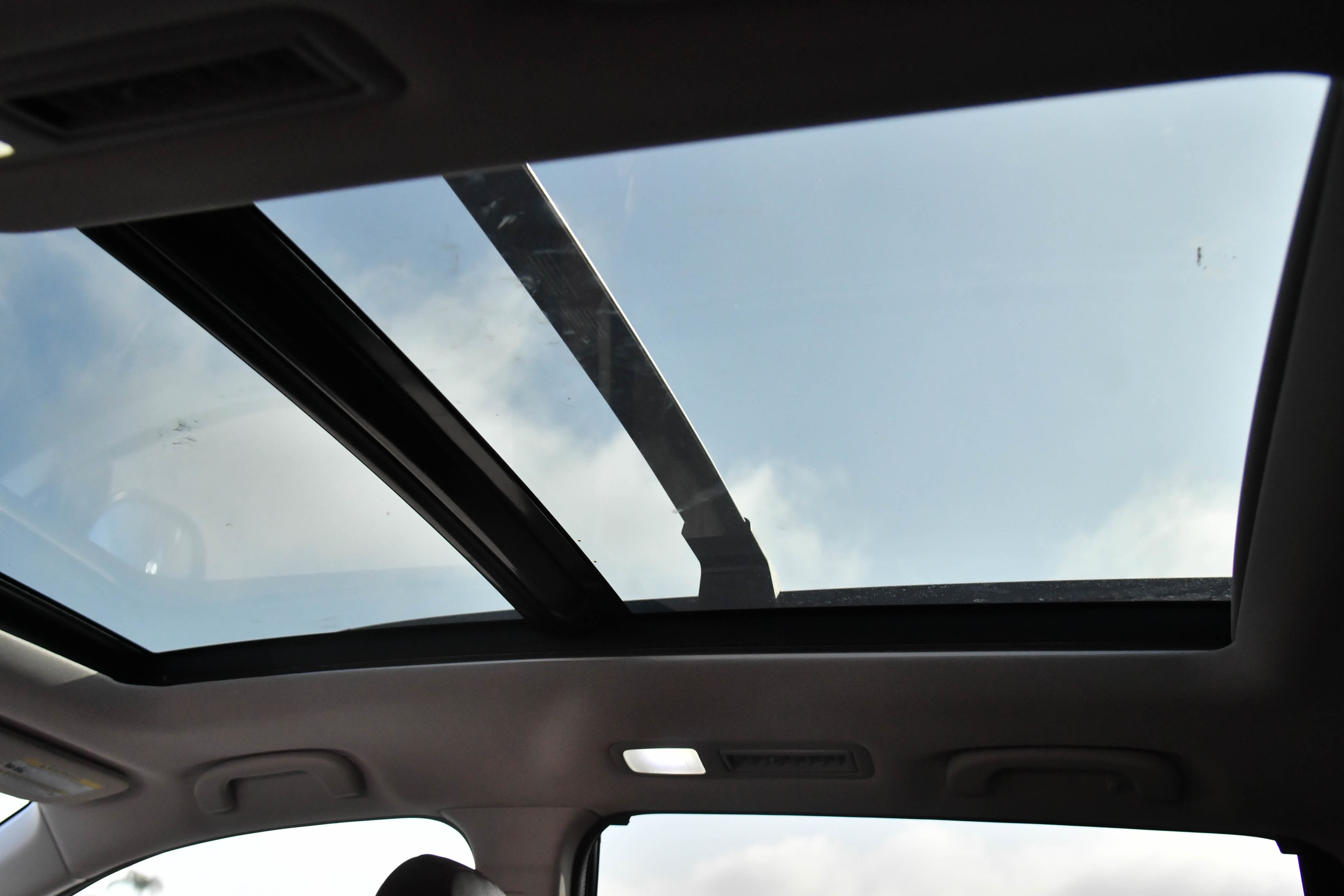 Used 2022 Subaru Ascent Touring image 37