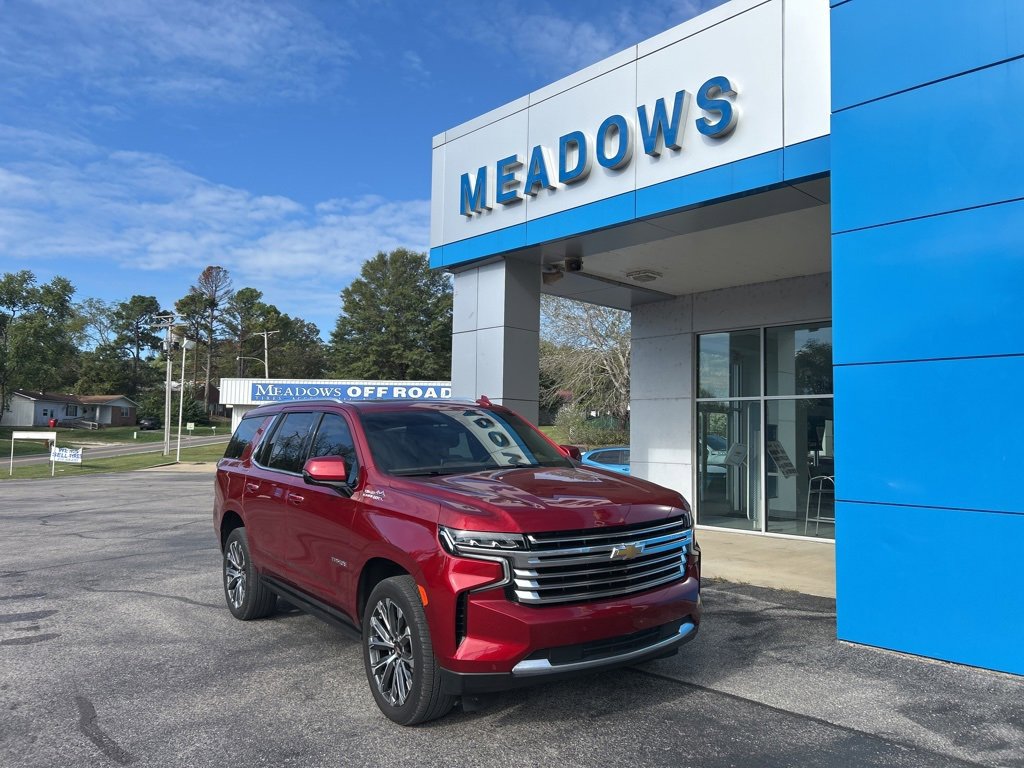 Used 2024 Chevrolet Tahoe High Country w/ Premium Package 2