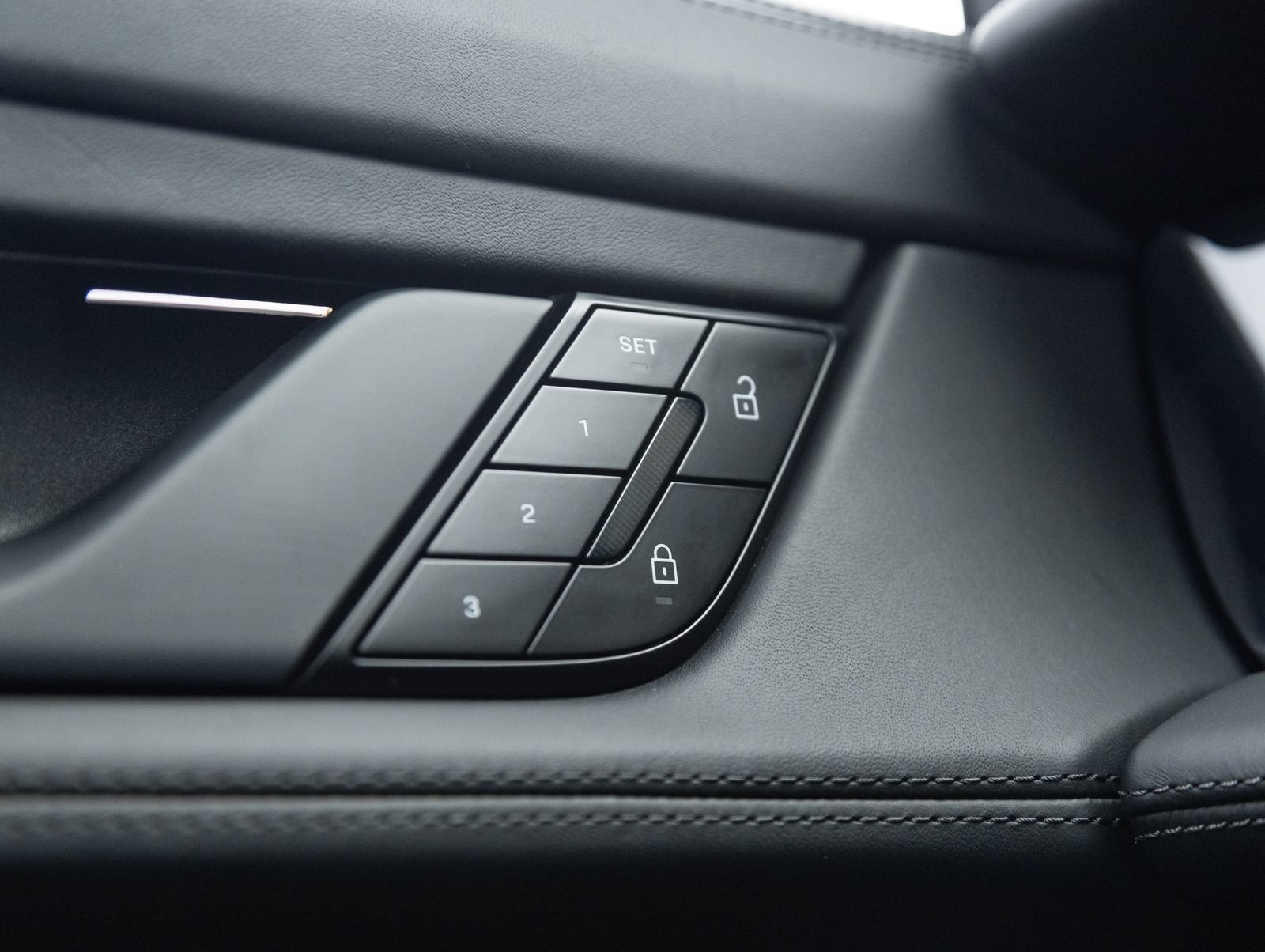 Certified 2025 Porsche Taycan GTS AWD/4WD image 19