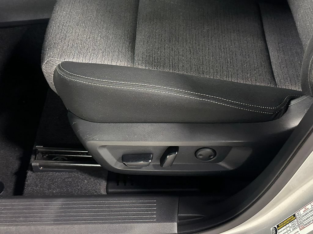Used 2022 Nissan Rogue SV AWD/4WD image 20