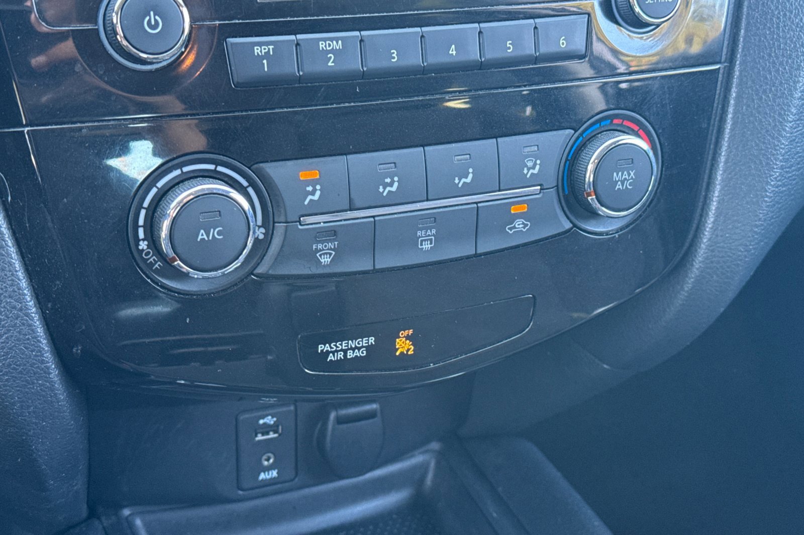 Used 2016 Nissan Rogue S FWD image 25