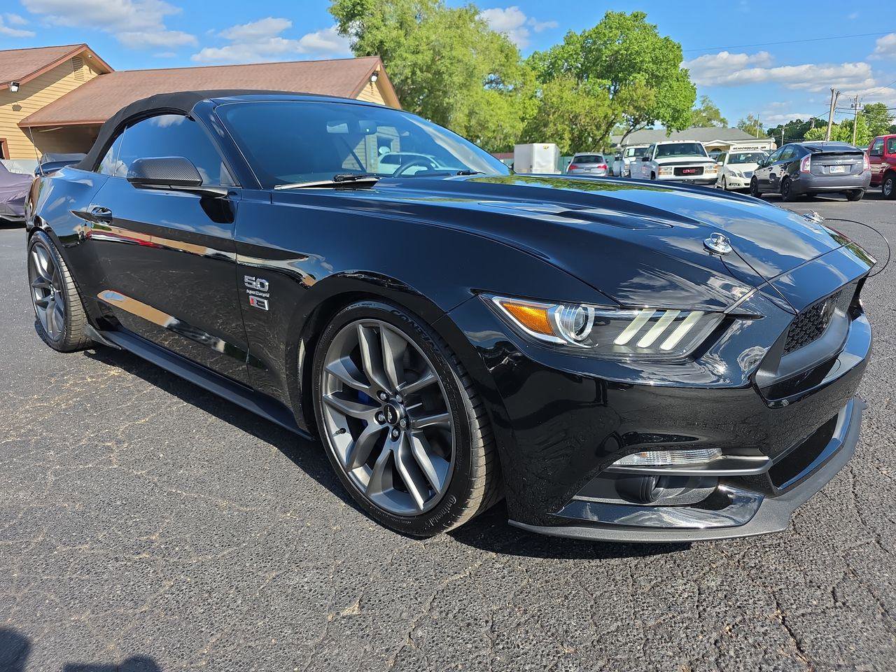Used 2015 Ford Mustang GT Premium w/ Equipment Group 401A RWD image 16