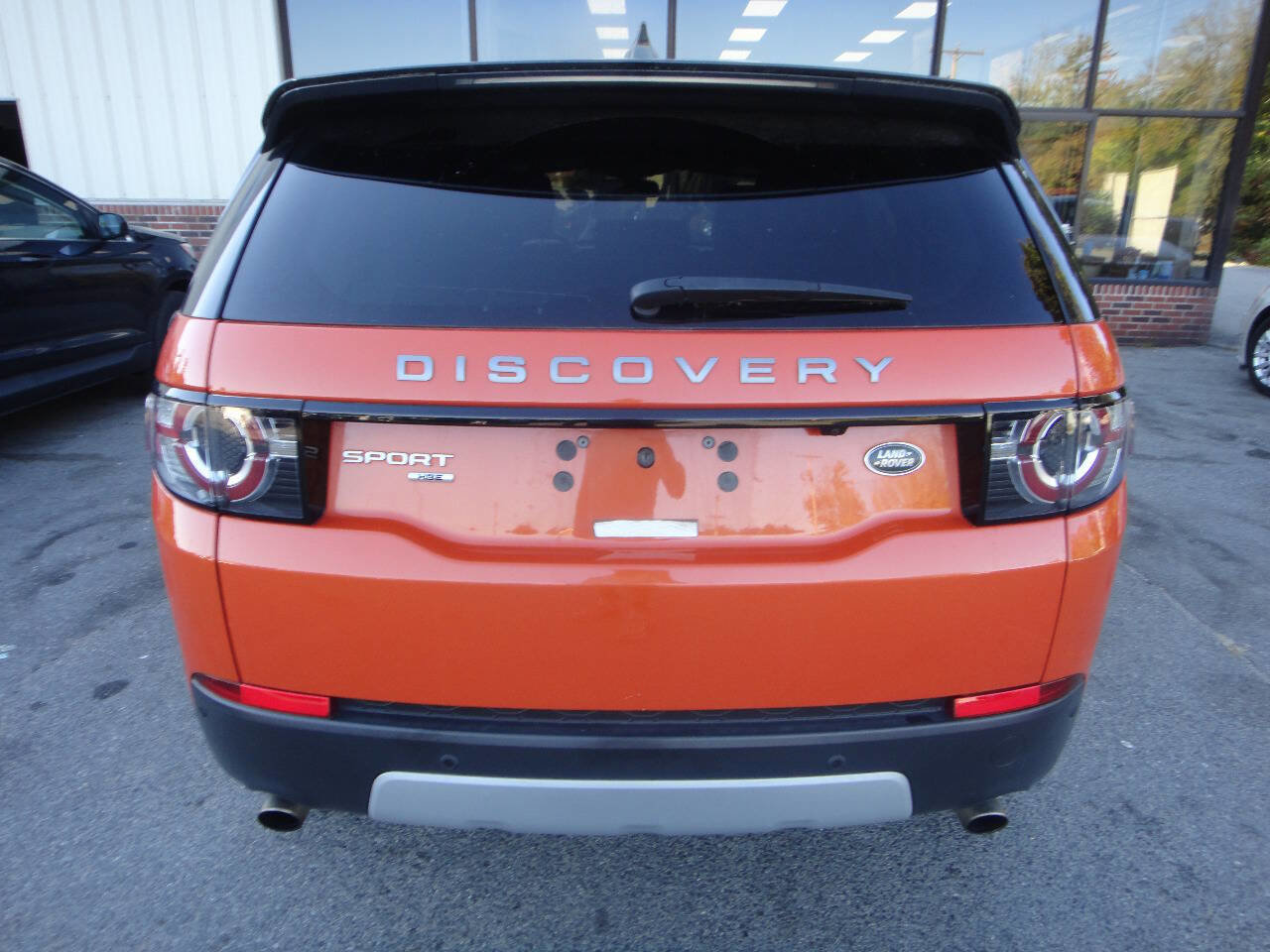 Used 2017 Land Rover Discovery Sport HSE image 5