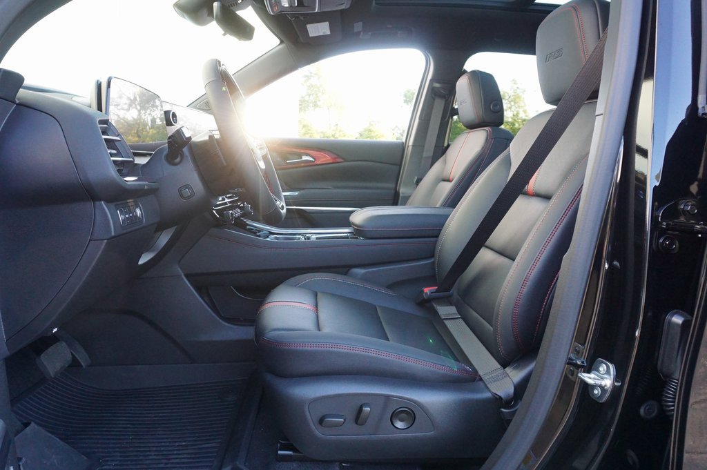 New 2026 Chevrolet Traverse RS image 10
