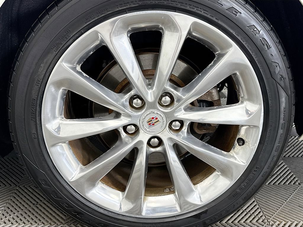 Used 2013 Cadillac XTS Luxury image 30