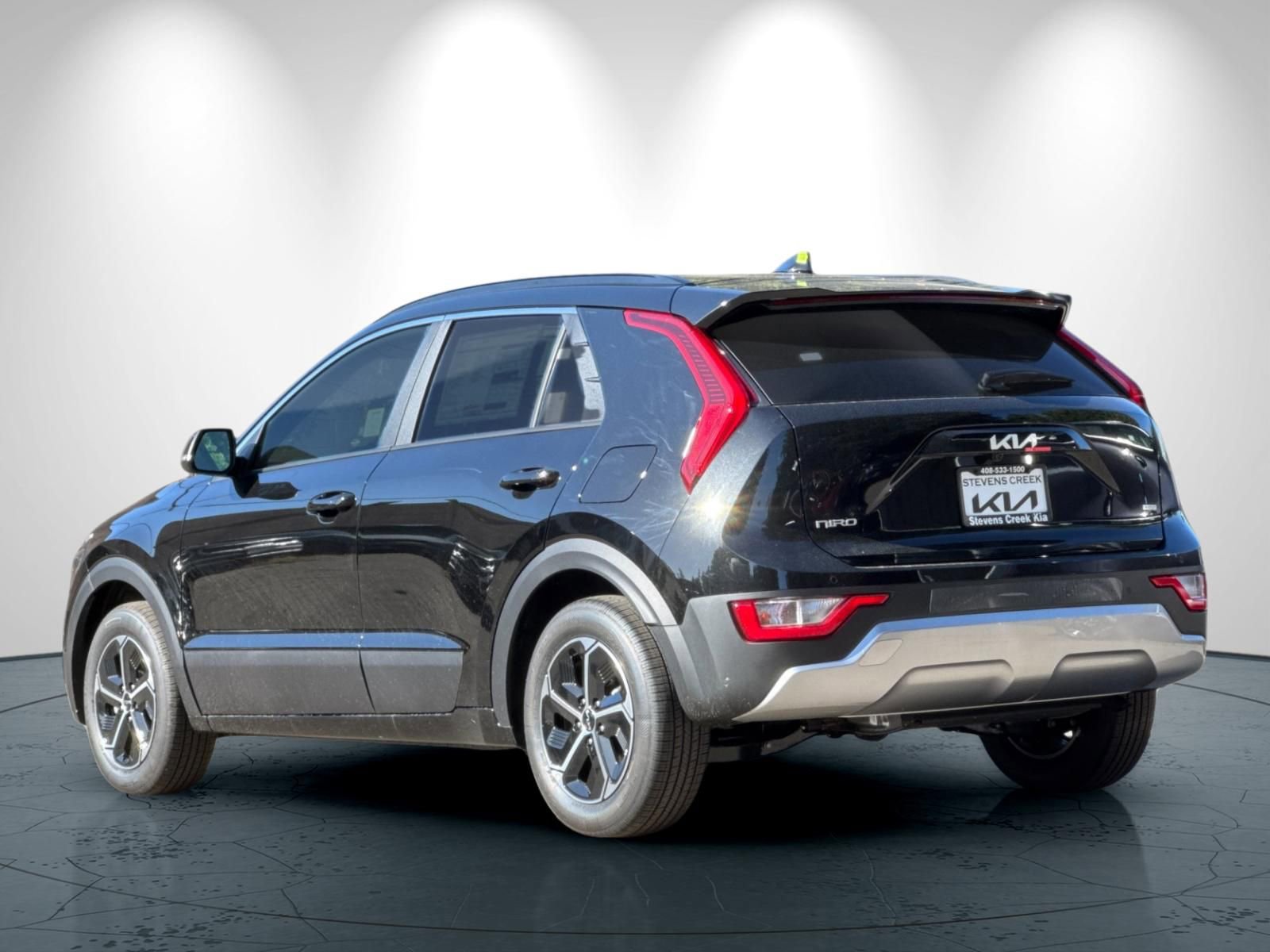 New 2026 Kia Niro EX FWD image 6