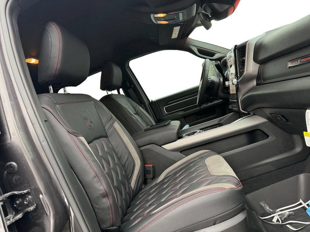 New 2026 RAM 2500 Big Horn AWD/4WD image 15
