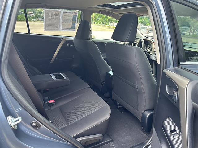 Used 2014 Toyota RAV4 XLE AWD/4WD image 19
