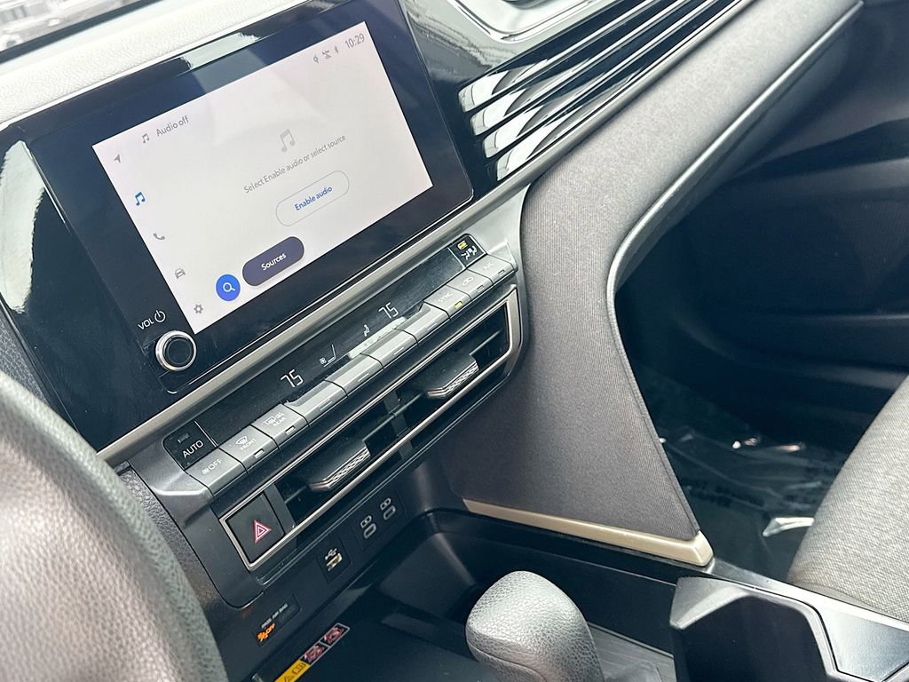 Used 2025 Toyota Camry LE image 25