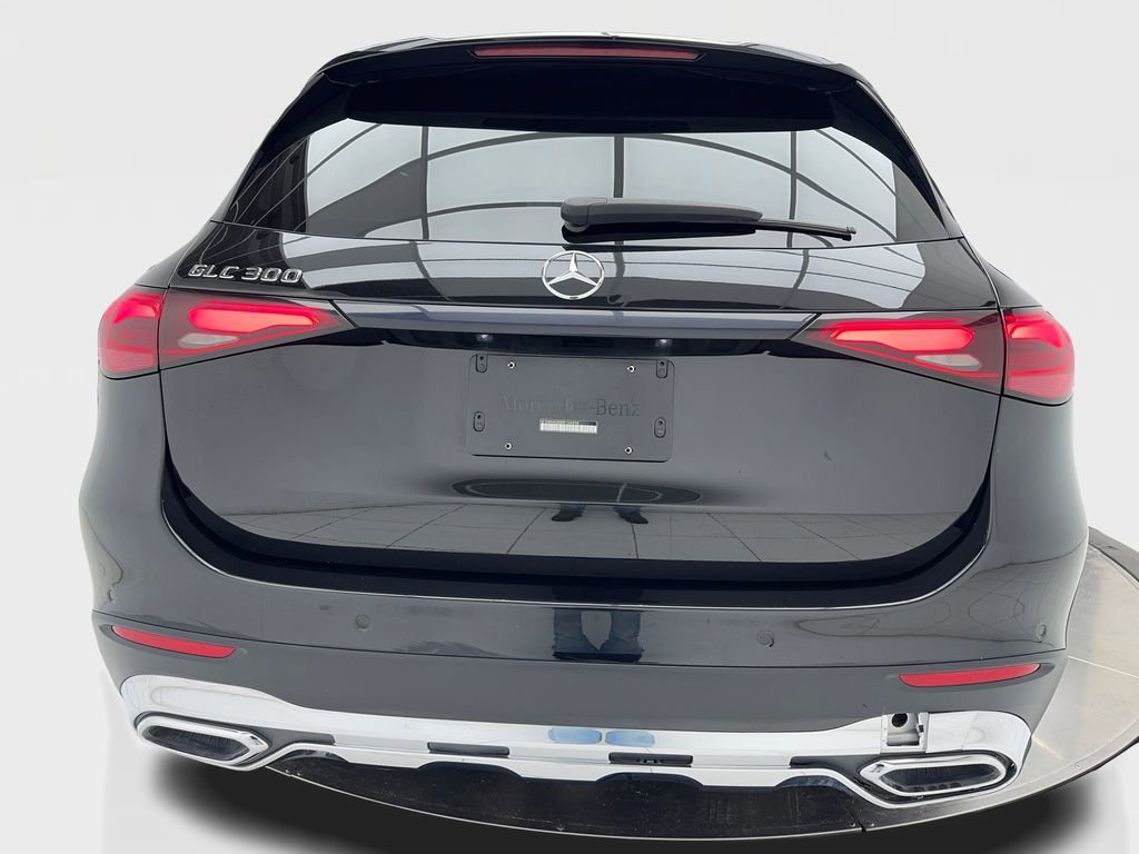 Used 2024 Mercedes-Benz GLC 300 image 9