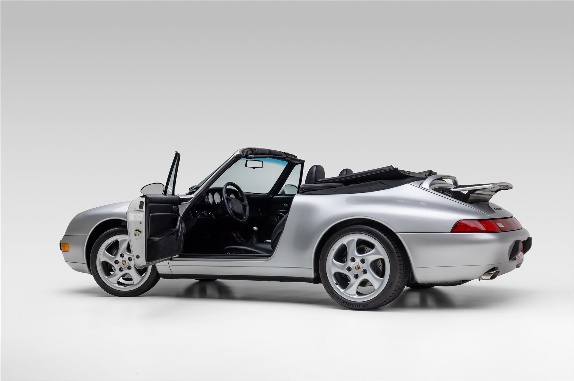 Used 1998 Porsche 911 Cabriolet image 6