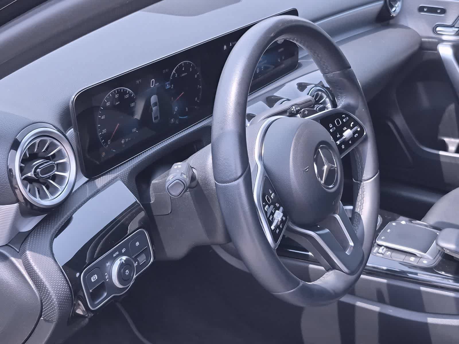 Used 2022 Mercedes-Benz A 220 4MATIC image 10