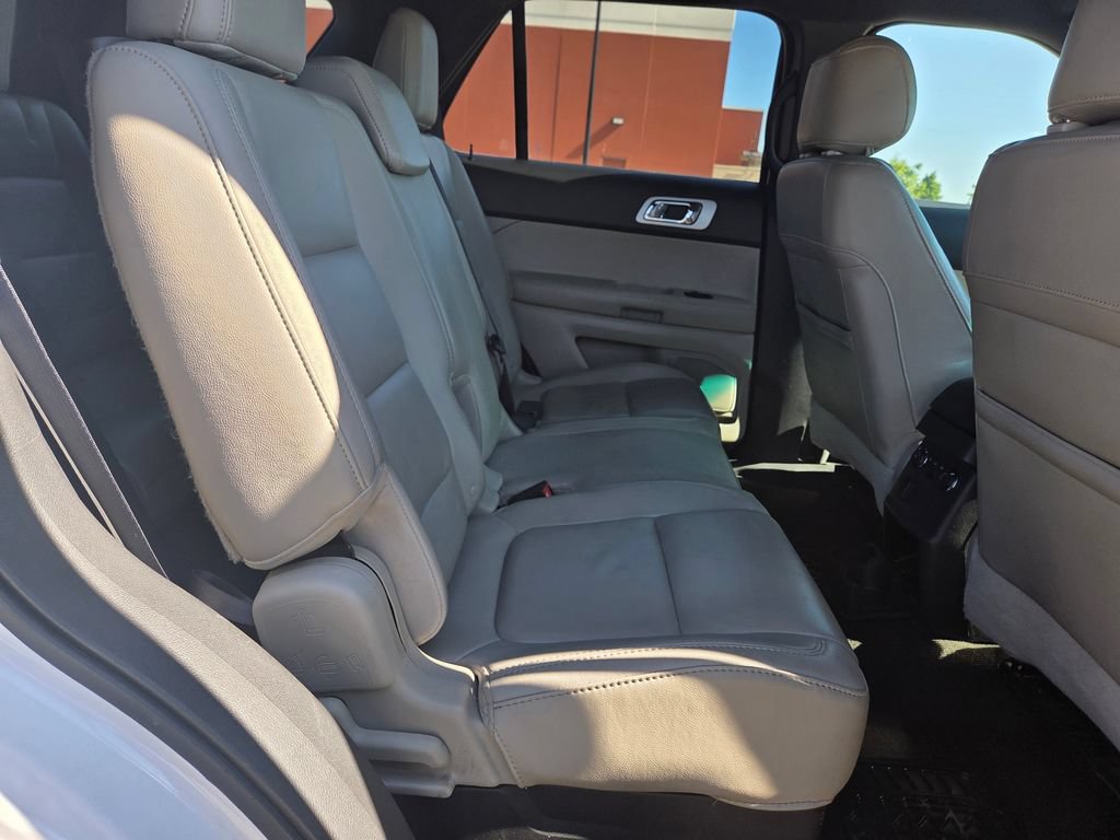 Used 2013 Ford Explorer XLT AWD/4WD image 44