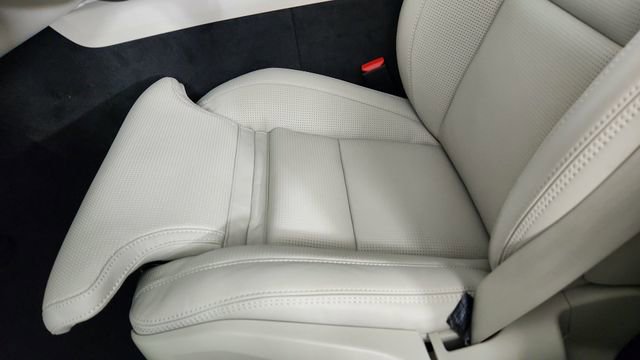 New 2026 Volvo XC60 B5 Ultra w/ Climate Package AWD/4WD image 13