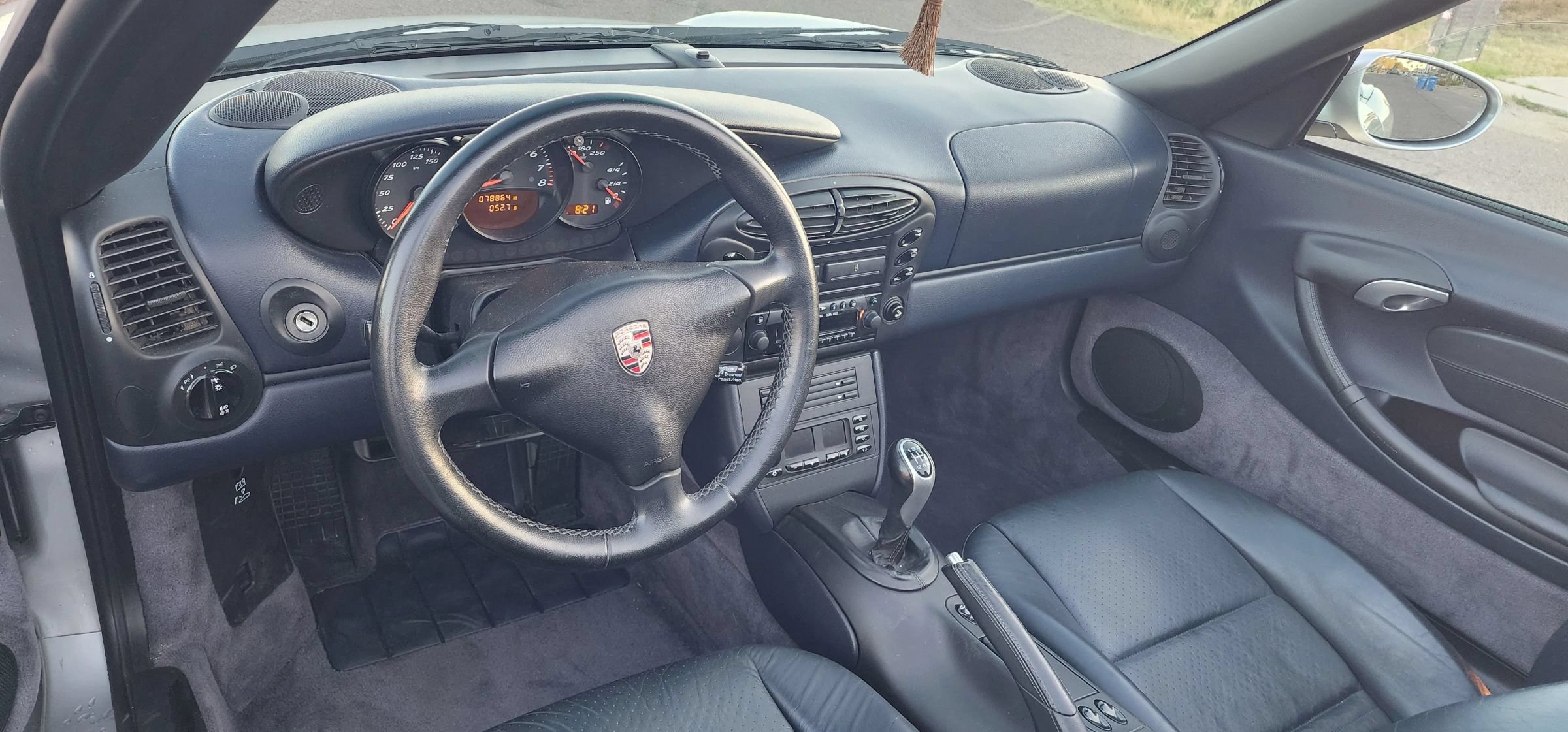 Used 2001 Porsche Boxster RWD image 14