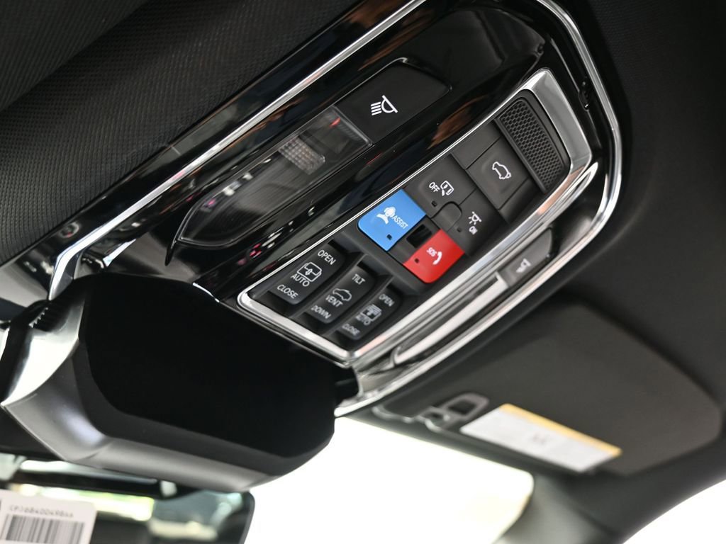 Used 2024 Jeep Grand Cherokee Overland image 38