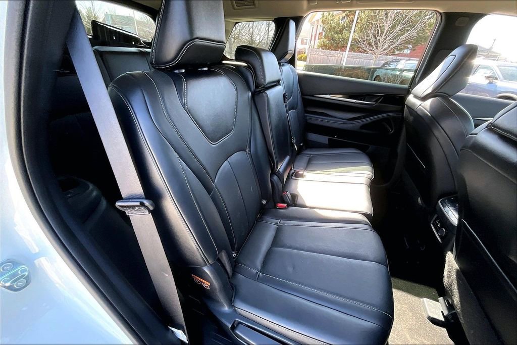 Certified 2024 INFINITI QX60 Pure image 30