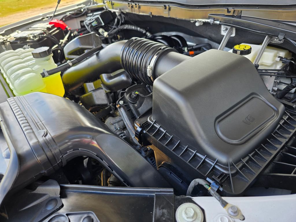 New 2025 Ford F150 XLT w/ Equipment Group 303A High image 36