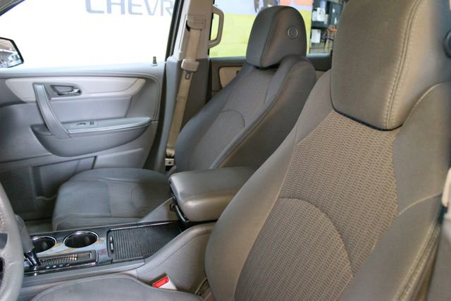 Used 2017 Chevrolet Traverse LT FWD image 19