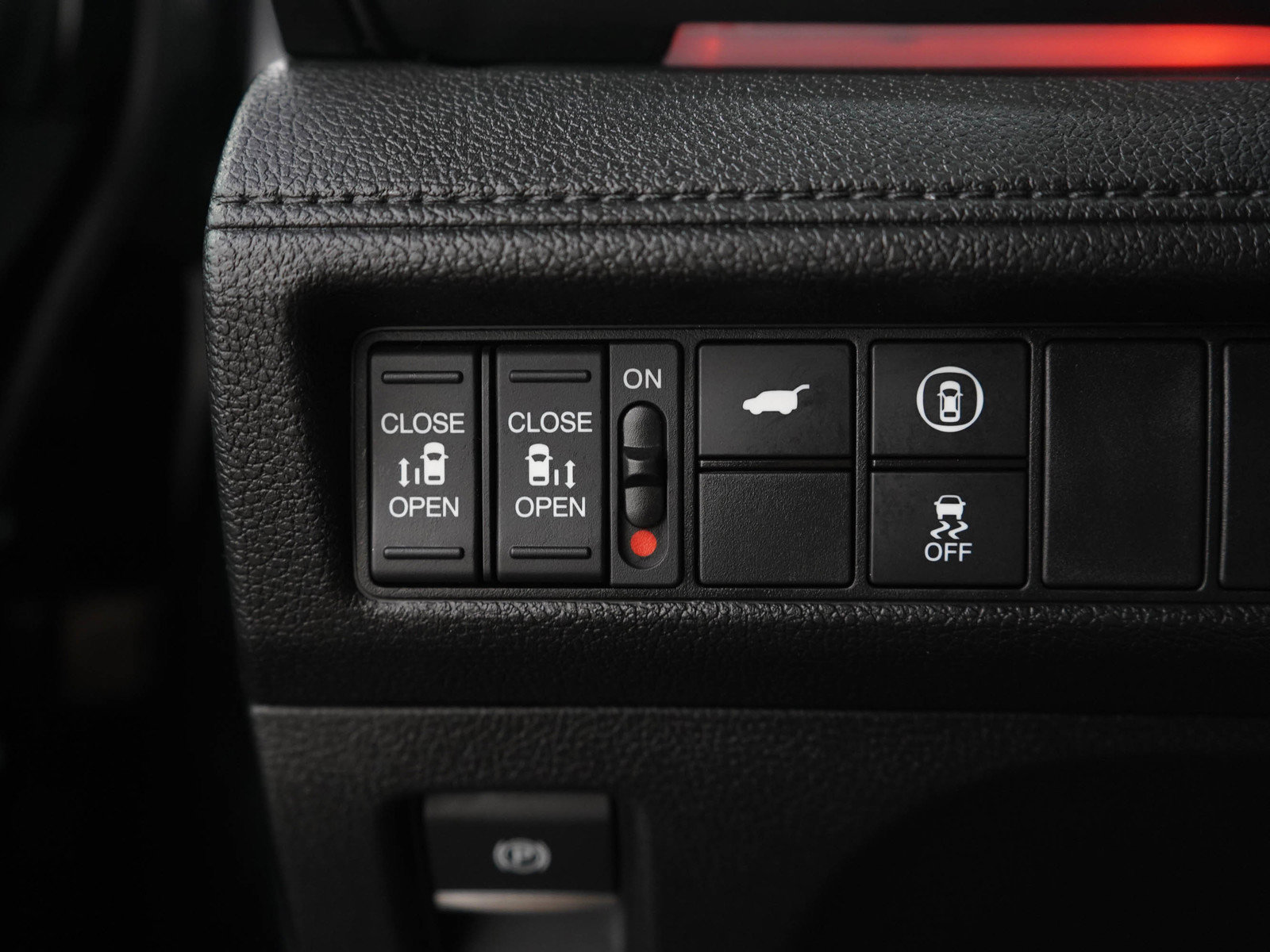 Used 2024 Honda Odyssey Sport image 30
