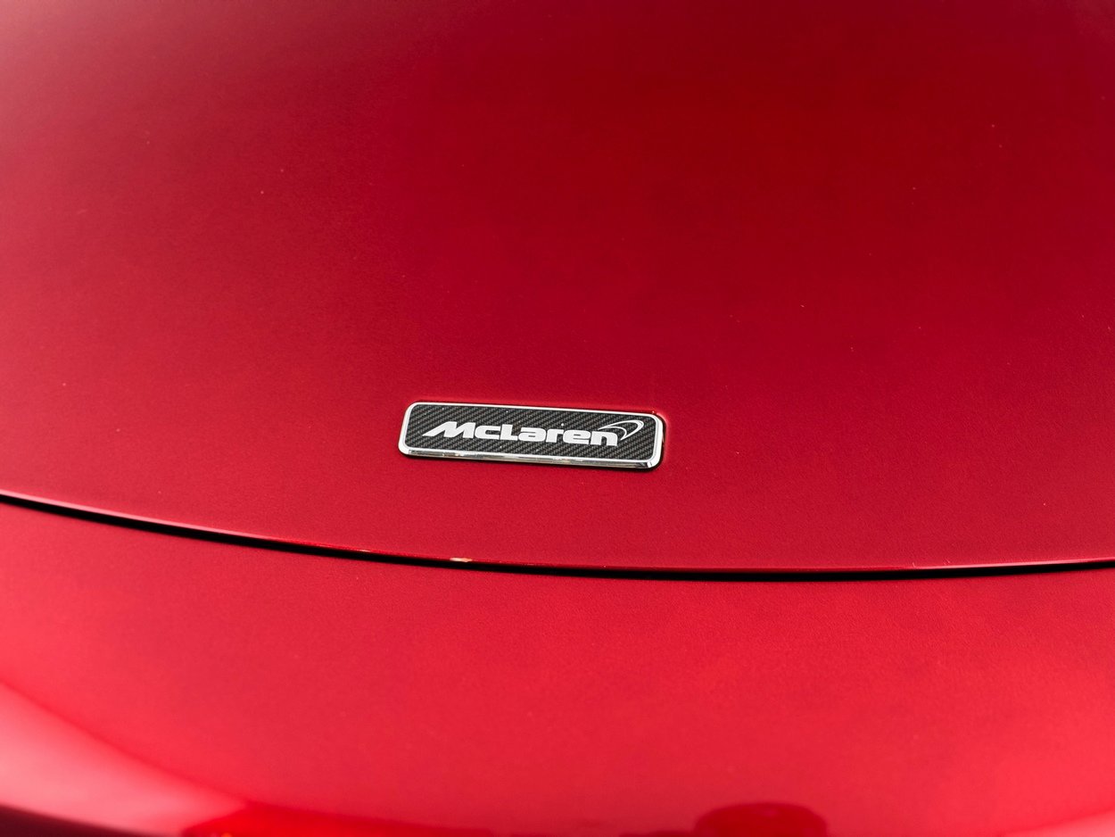 Used 2015 McLaren 650S Spider image 40