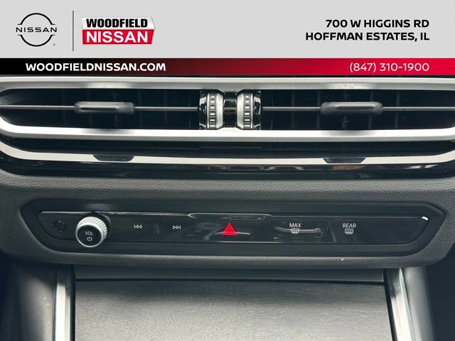 Used 2024 BMW 330i xDrive 330i xDrive image 36