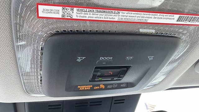 New 2026 Toyota Prius XLE FWD image 18