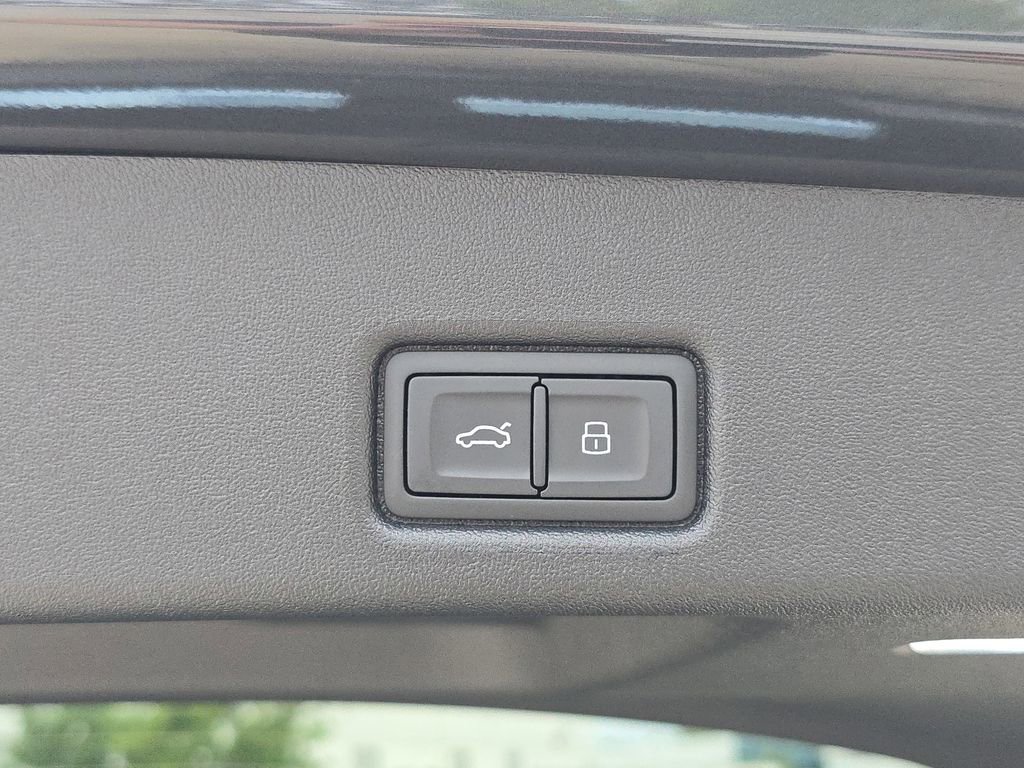 New 2026 Audi Q5 Premium Plus image 13