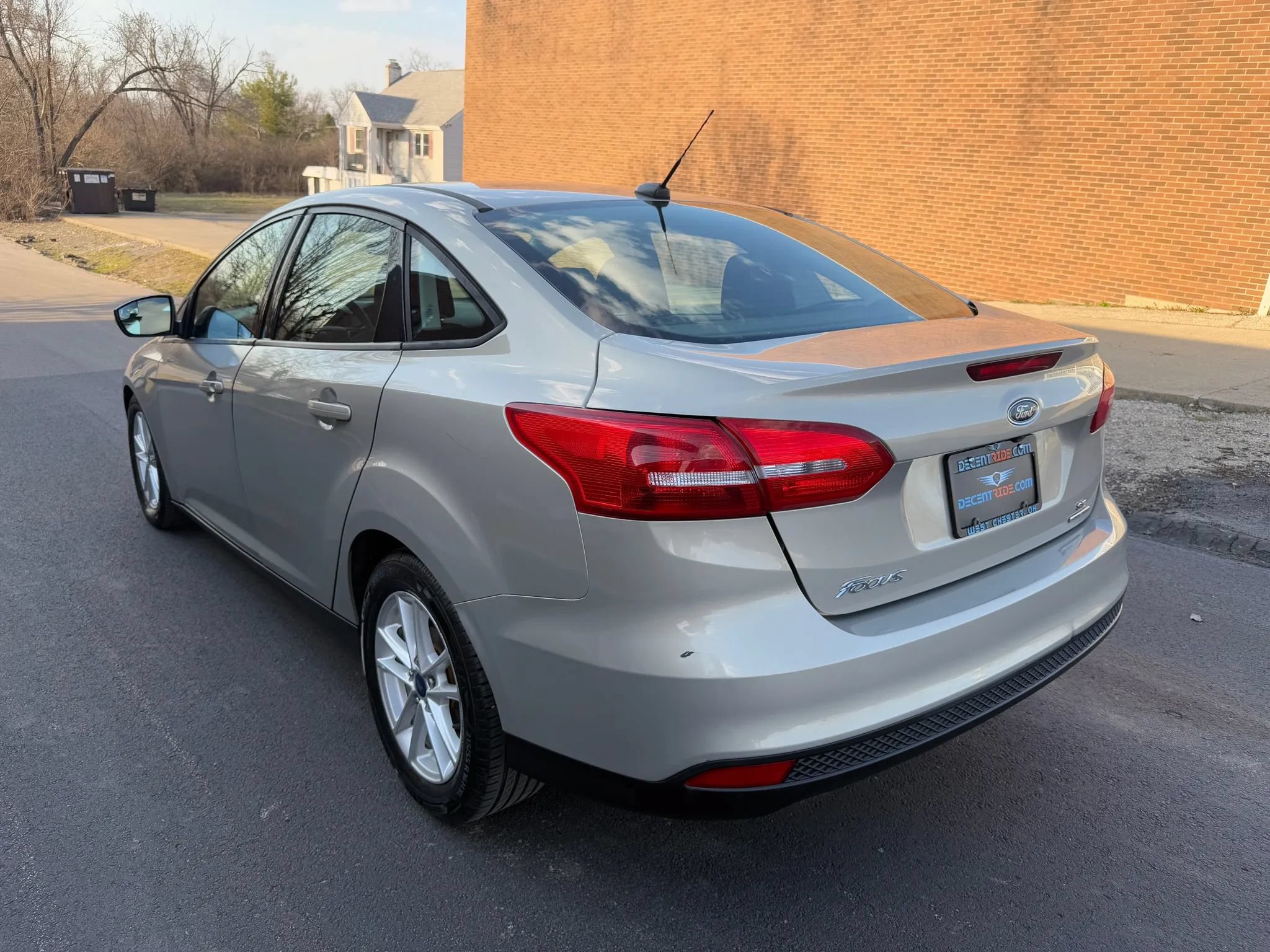 Used 2015 Ford Focus SE FWD image 5