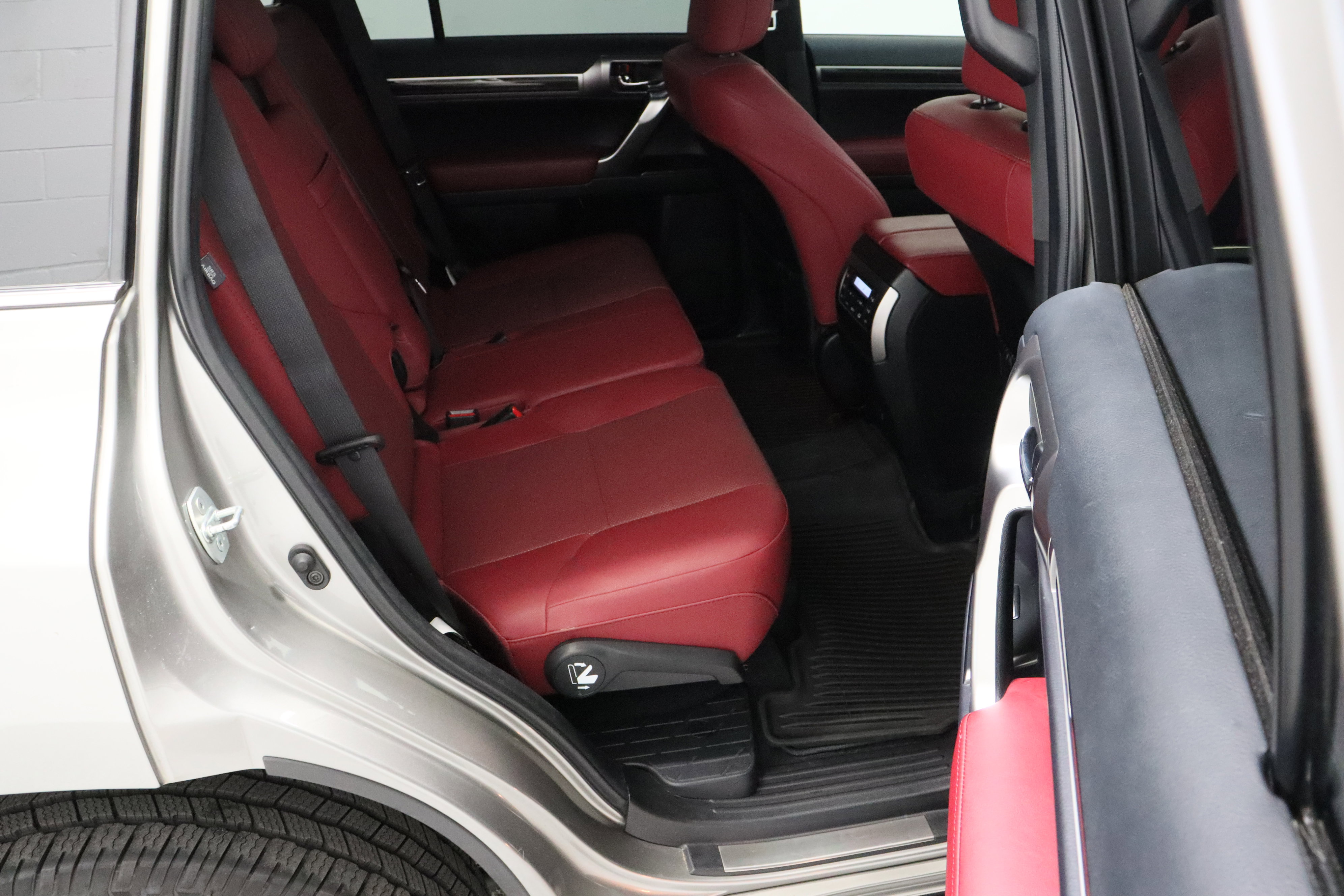 Used 2023 Lexus GX 460 Premium w/ Premium Plus Package image 41