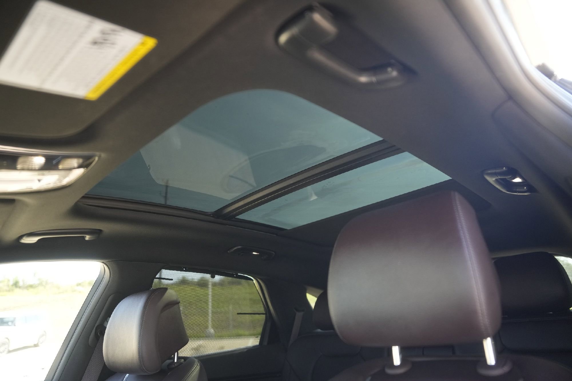 Used 2022 Genesis GV70 2.5T w/ Advanced Package image 11