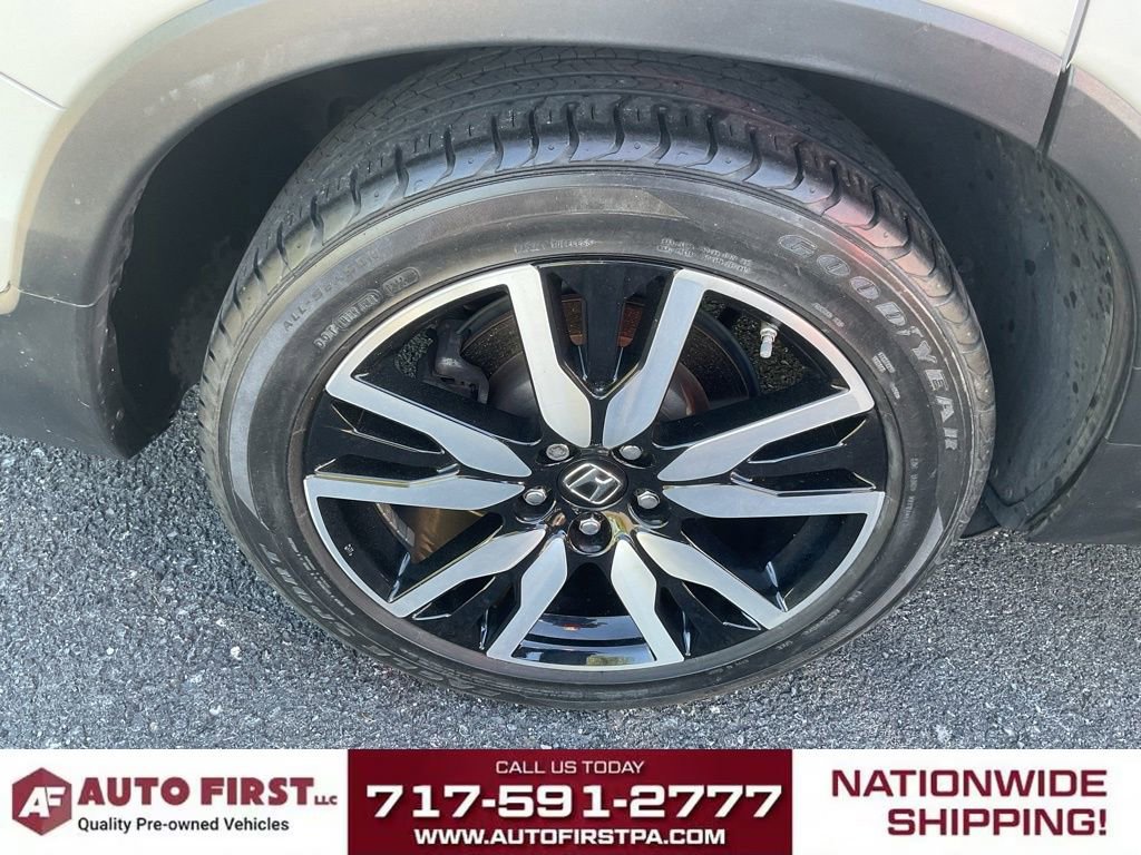 Used 2019 Honda Pilot Touring image 15