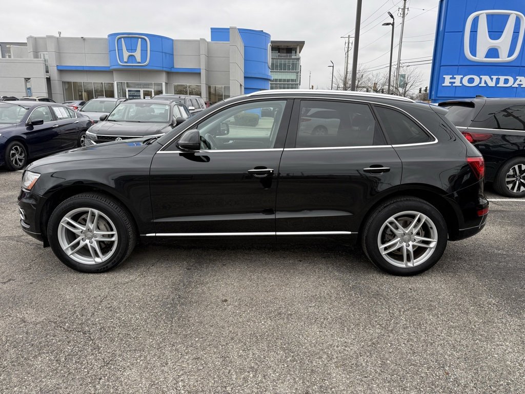 Used 2016 Audi Q5 2.0T Premium Plus w/ Technology Package image 2