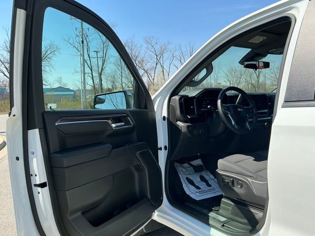 Used 2023 Chevrolet Silverado 1500 LT image 15