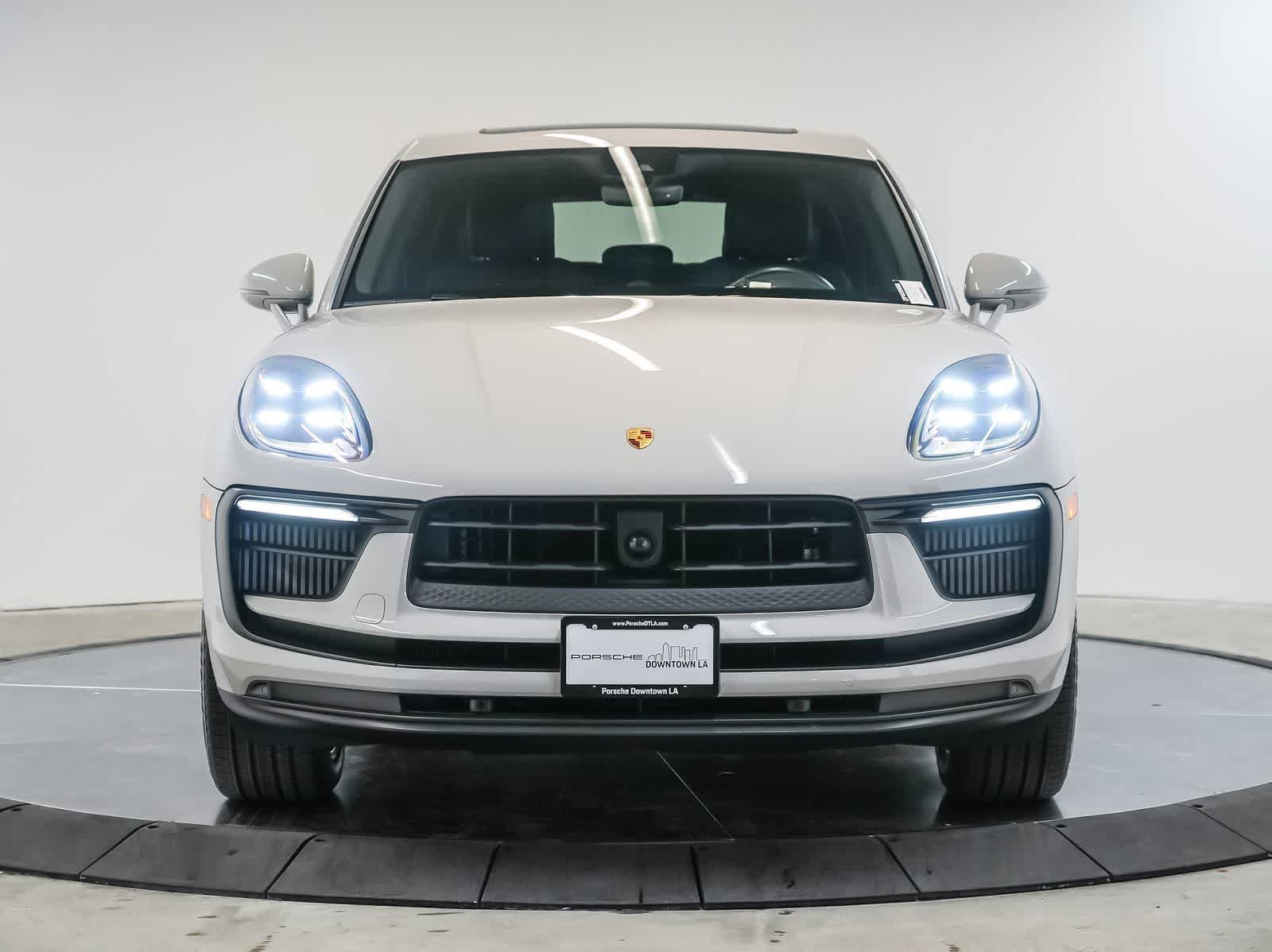 Certified 2024 Porsche Macan S AWD/4WD image 6