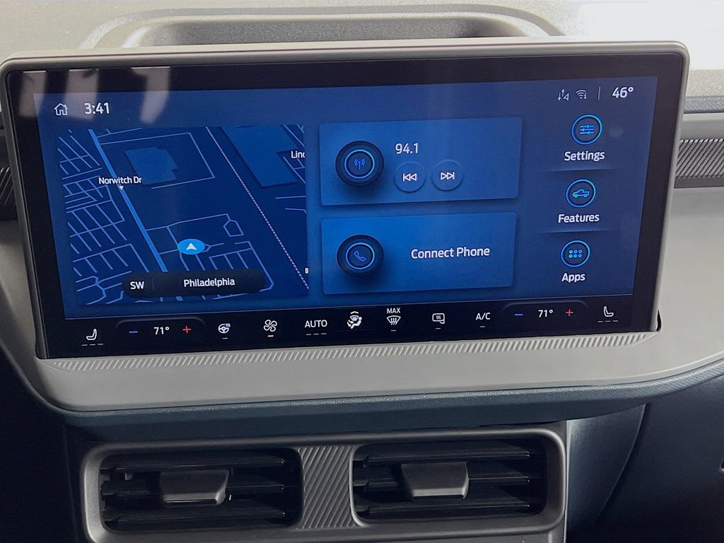 Used 2025 Ford Maverick Lariat w/ Black Appearance Package image 18