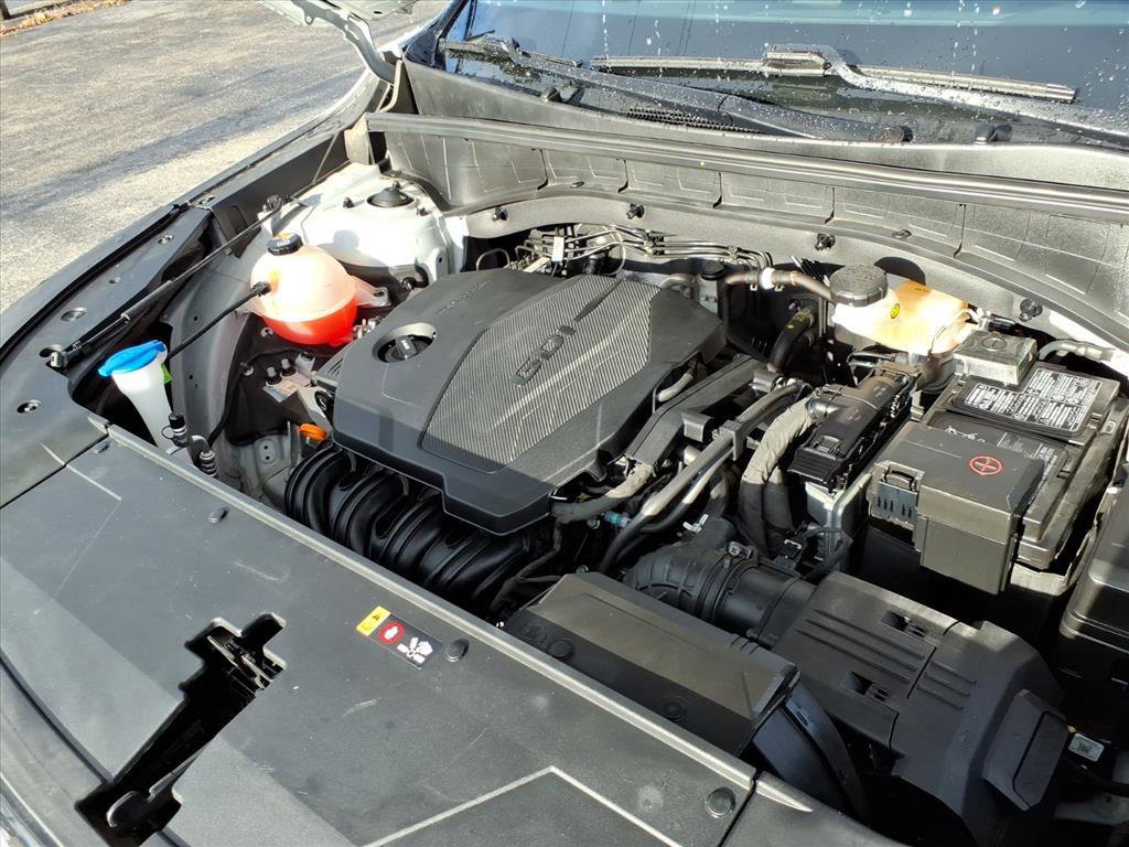 Used 2024 Kia Sorento S w/ Panoramic Sunroof Package image 8