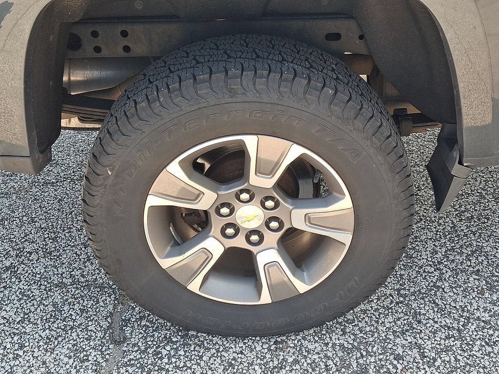 Used 2018 Chevrolet Colorado Z71 AWD/4WD image 9