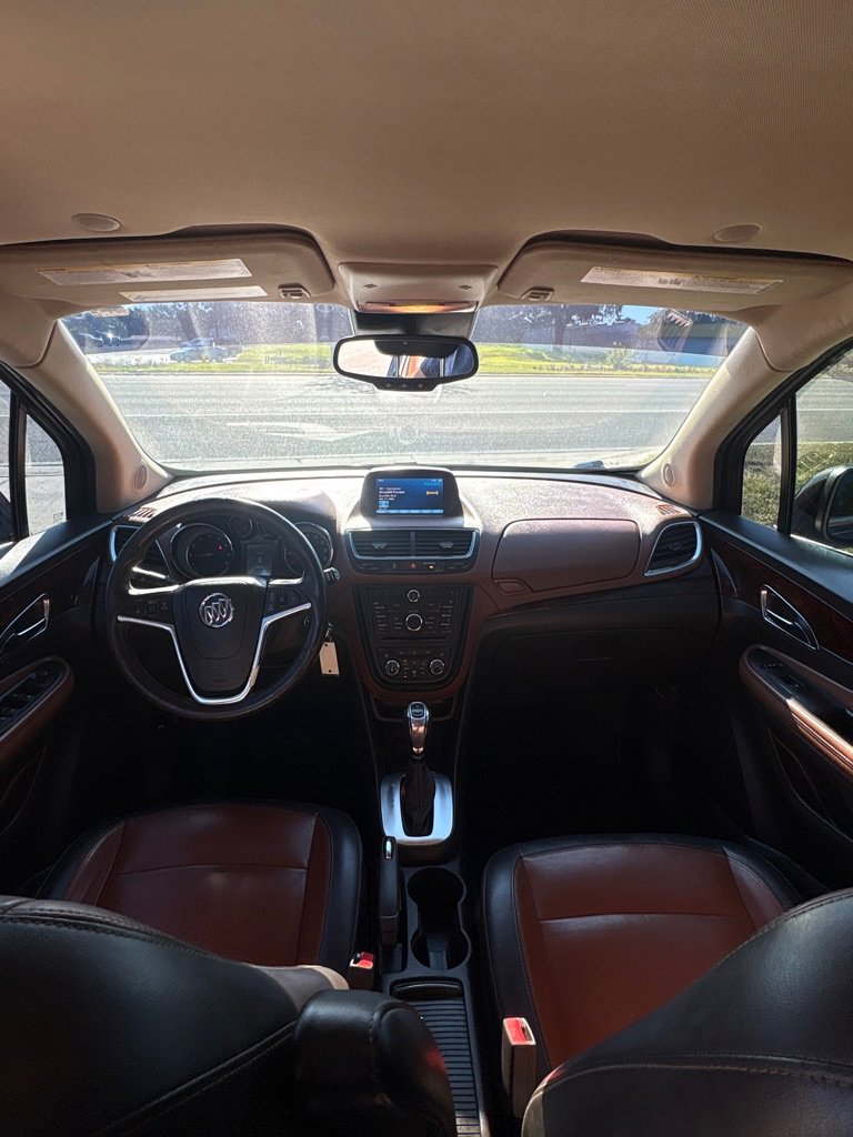 Used 2015 Buick Encore Leather FWD image 11