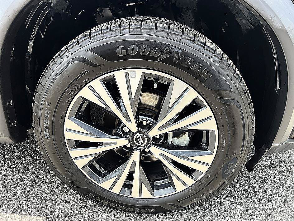 Certified 2021 Nissan Rogue SV AWD/4WD image 10