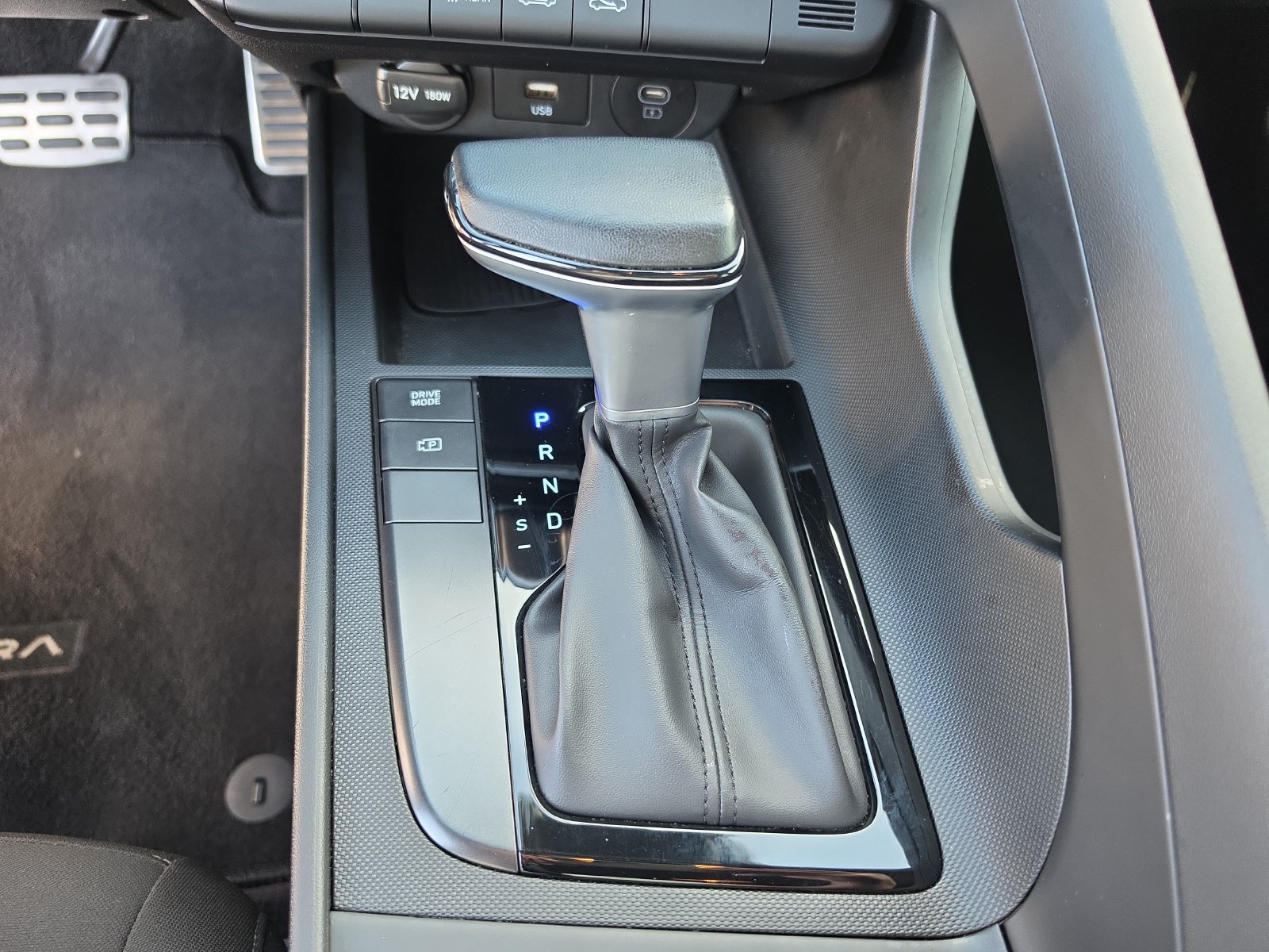 Used 2025 Hyundai Elantra Sport FWD image 20